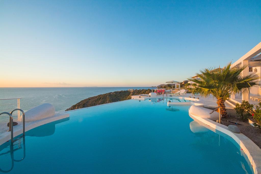 Kaladi Rock Villa Avlemonas Exterior foto